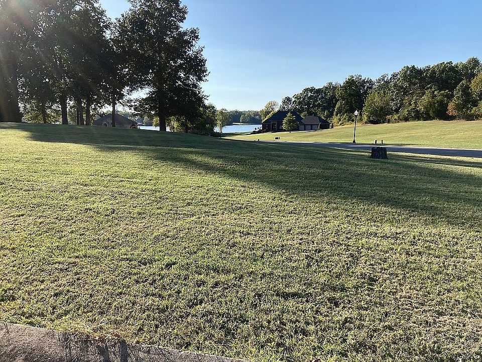 2nd image of 2103 Versnick Dr