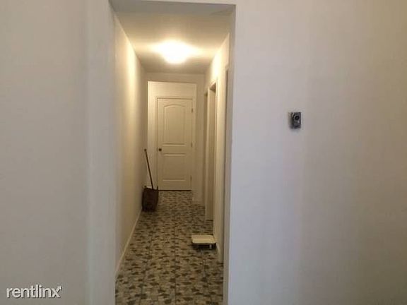 3rd image of 3282 20th St