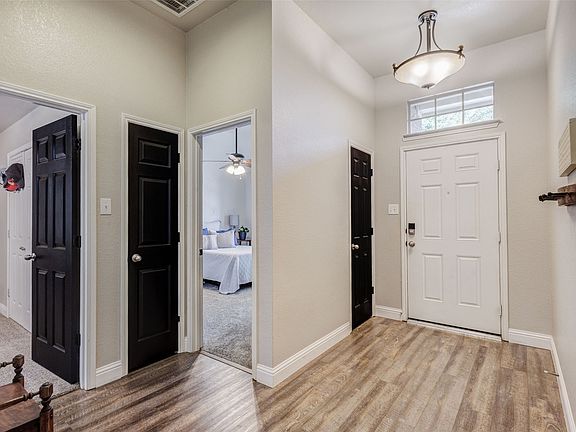 3rd image of 5725 Dunraven Trl
