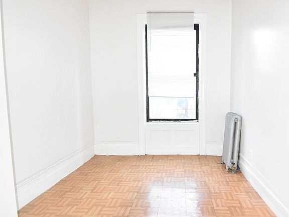 5th image of 727 E 156th St #1A