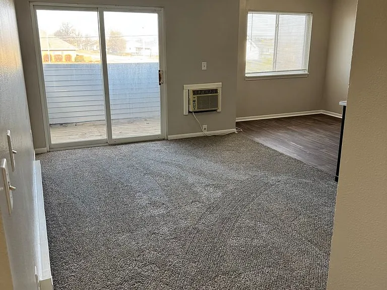 1001 W Wayne St #6-B — Photo 6
