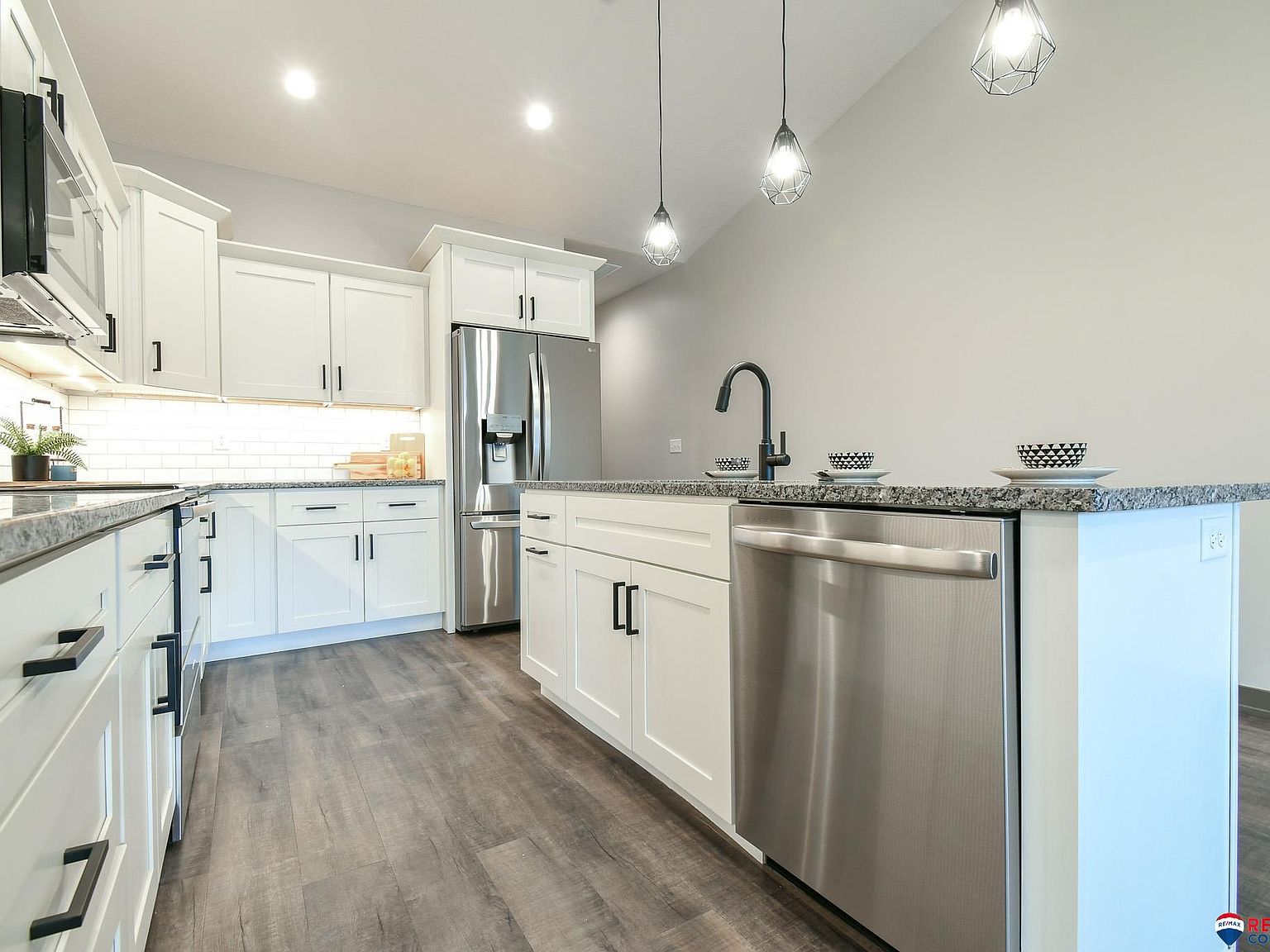 409 S 3rd St, Seward, NE 68434 Zillow