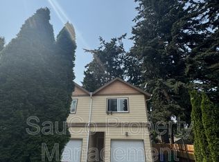 1109 NE 106th Ave, Portland, OR 97220