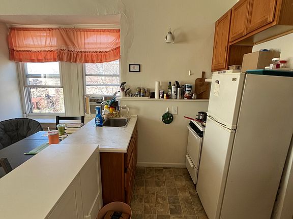 5th image of 251 S 41st St #3F