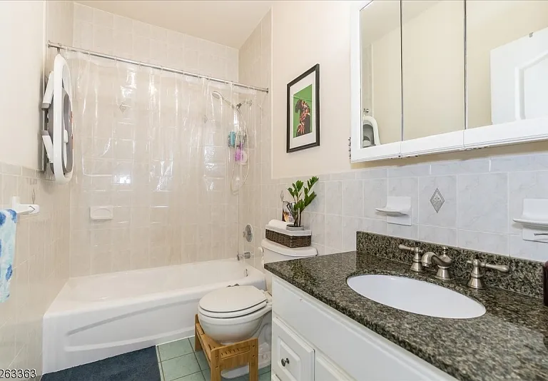 33-37 New York Ave #2A — Photo 18