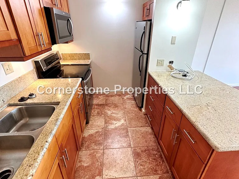 1621 Dole St #903 — Photo 6