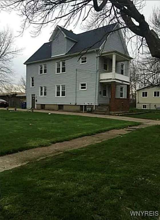 5658 Girard Ave photo 1