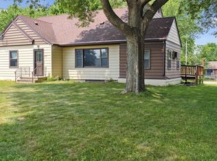 1215 E Hawthorne St, Albert Lea, MN 56007