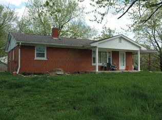 1726 NE Casey Mill Rd, Berry, KY 41003