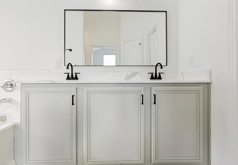 5224 McGrath Dr — Photo 5