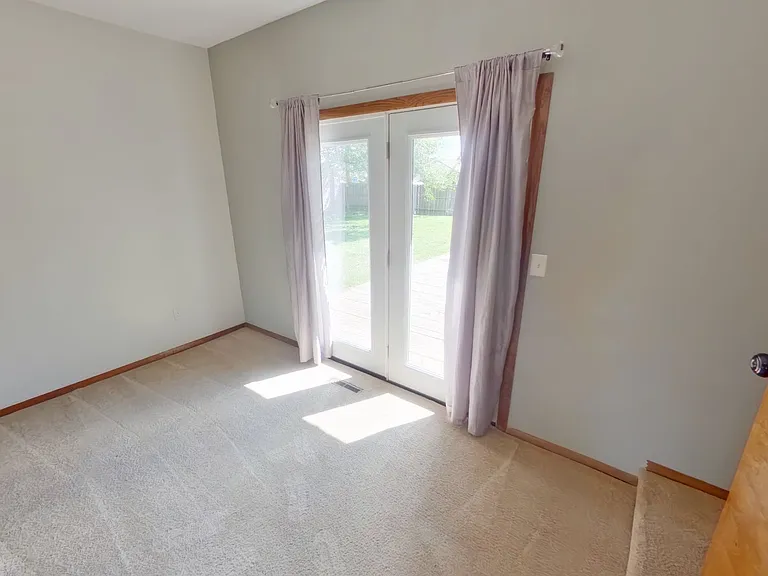 108 Aaron Dr — Photo 13