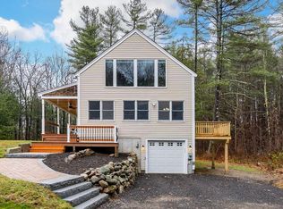 121 Townsend St, Pepperell, MA 01463