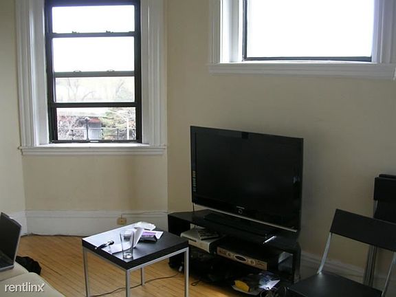 583 Beacon St. #7 Boston - Kenmore Shared Unit Photo 5