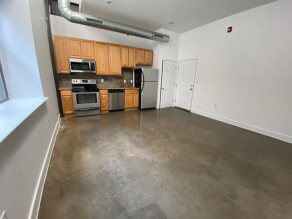 4th image of 190 W Berks St #5C