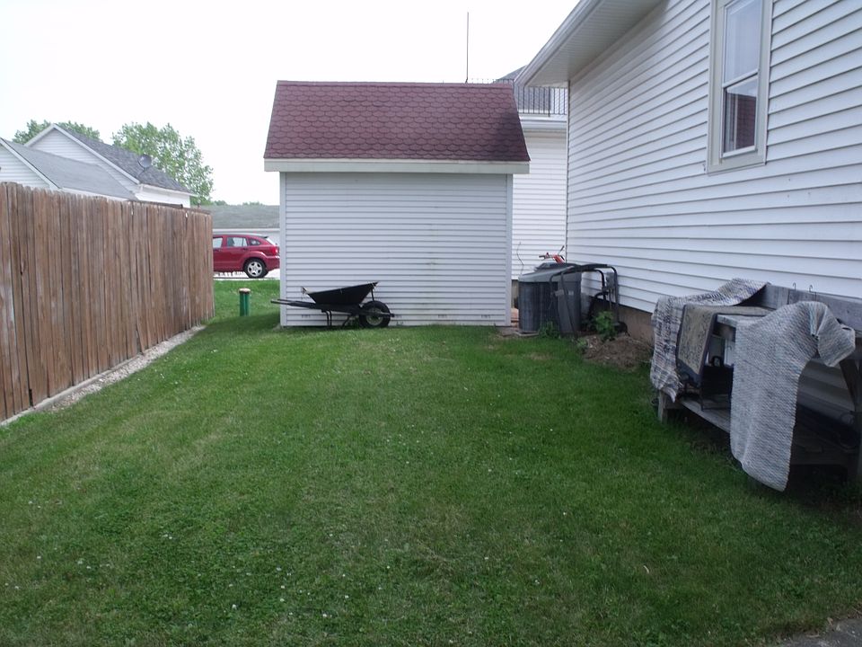 2nd image of 1202 Millersville Ave