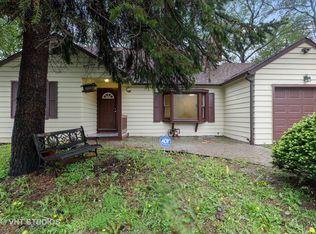 2105 Rand Rd, Des Plaines, IL 60016