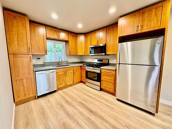 5th image of 6522 48th Ave S #6522