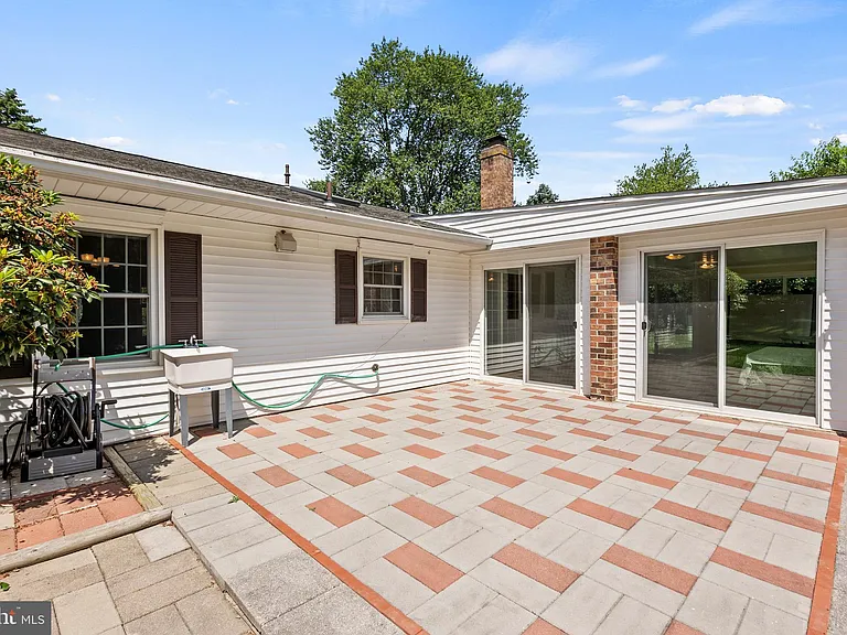 4650 Palomino Ct — Photo 36