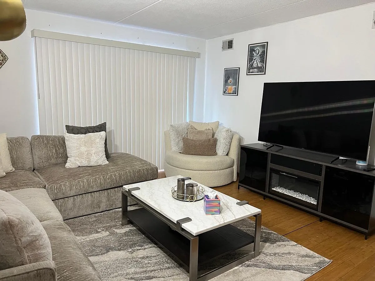 Building Photo - 7315 Tiffany Dr #2C
