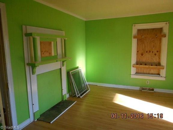 5th image of 505 Boswell St