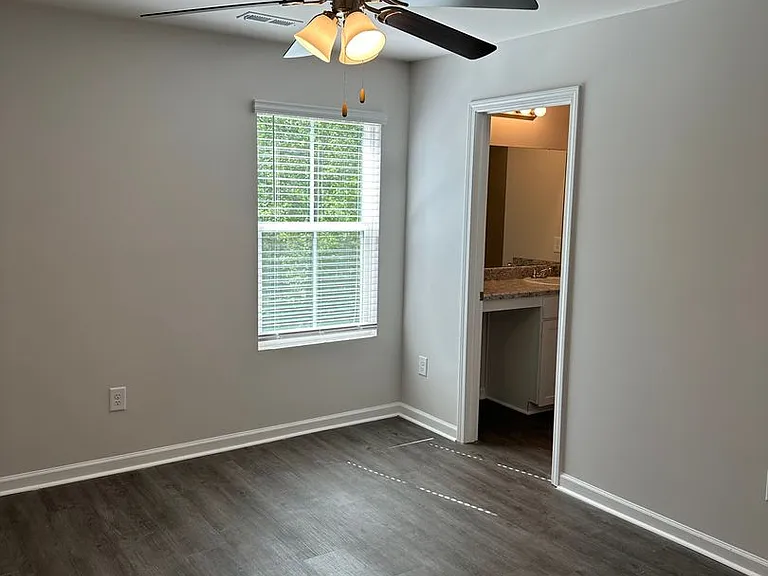2113 Kilpatrick Ln — Photo 12