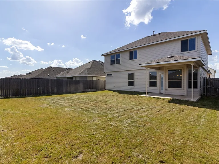 1160 Verona Dr — Photo 30