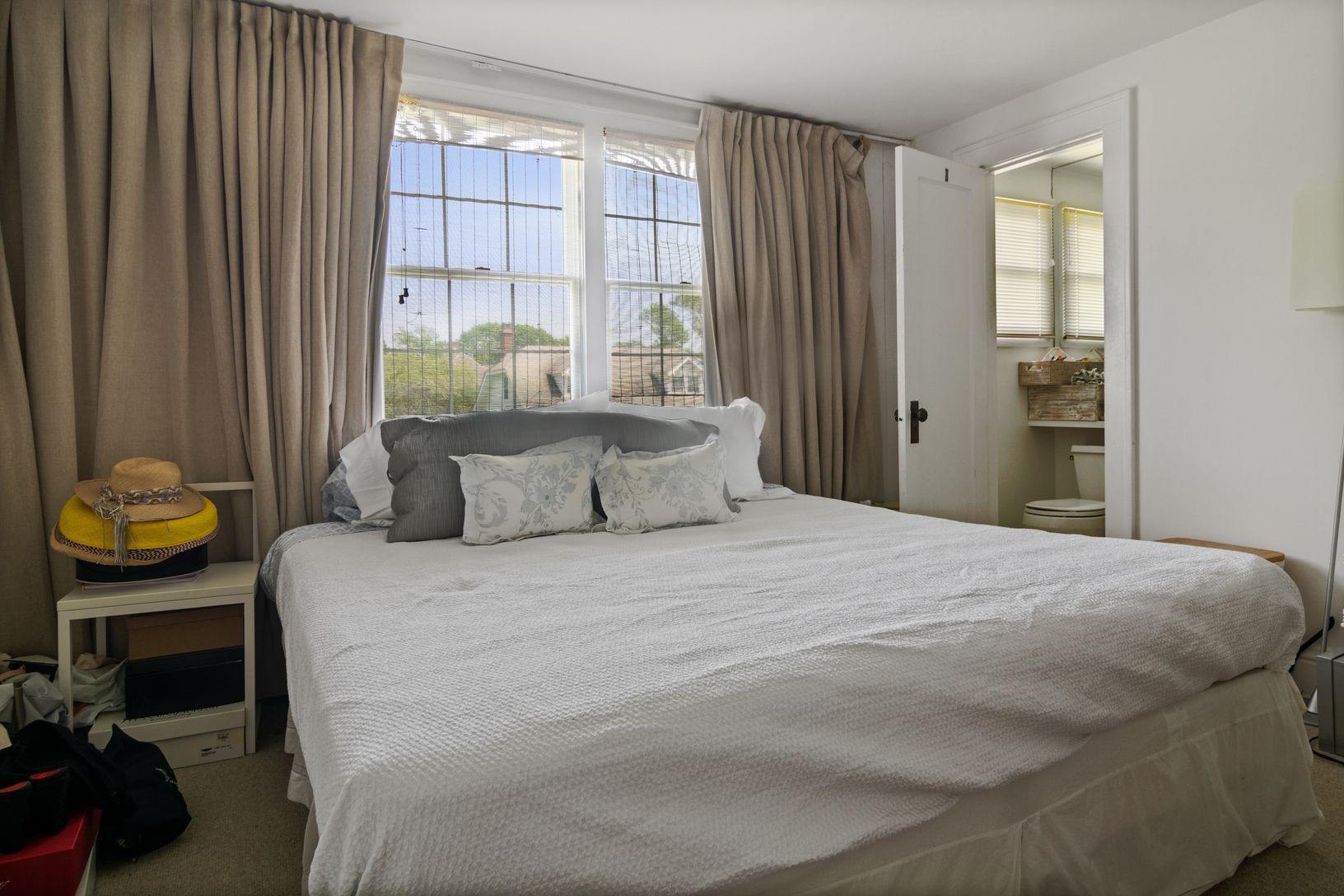 Master suite