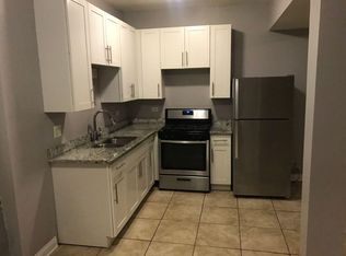 7752 S Essex Ave, Chicago, IL 60649