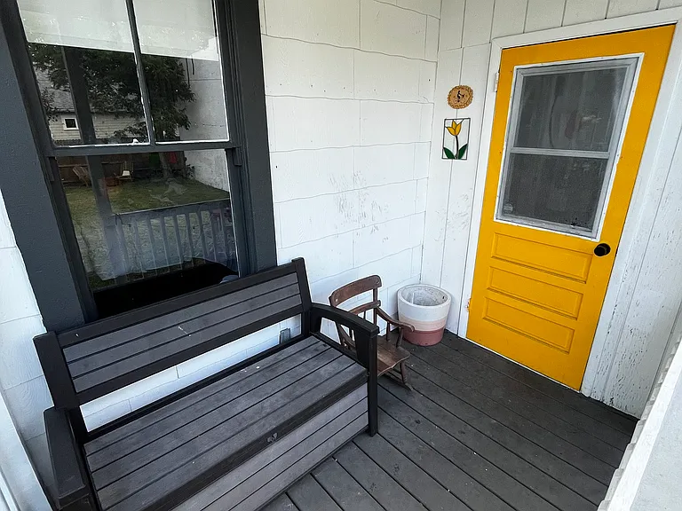 1407 Walnut St — Photo 32