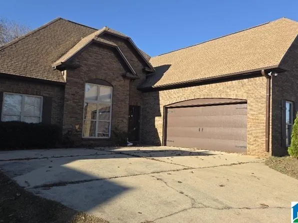 1013 Ivy Pl, Moody, AL 35004