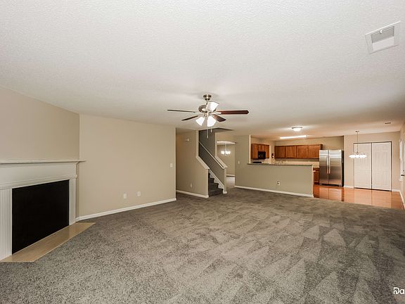 4th image of 2021 Sweet Bay Dr