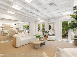 246 Elwa Pl, West Palm Beach, FL 33405