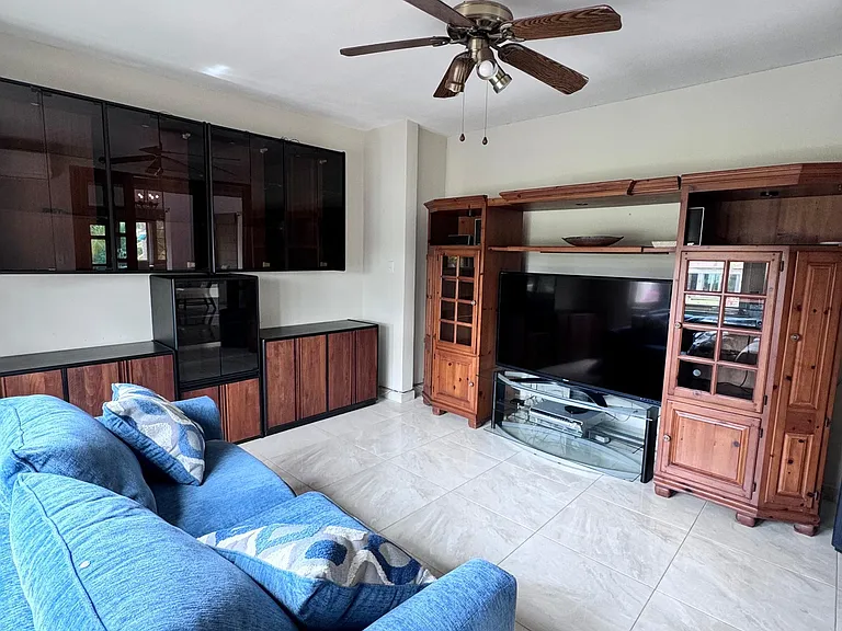 693 Lakeside Vlg #J-4 — Photo 22