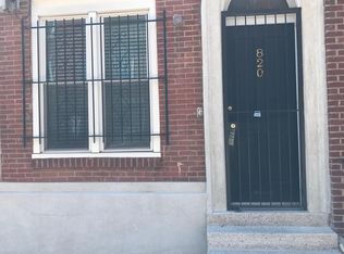 820 S 5th St, Philadelphia, PA 19147
