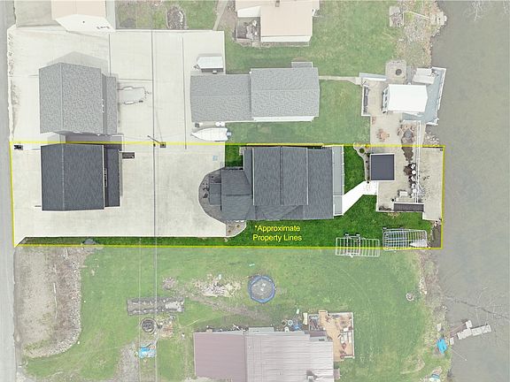 4th image of 4188 Shorewood Dr