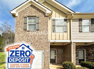 1916 Old Dogwood, Jonesboro, GA 30238