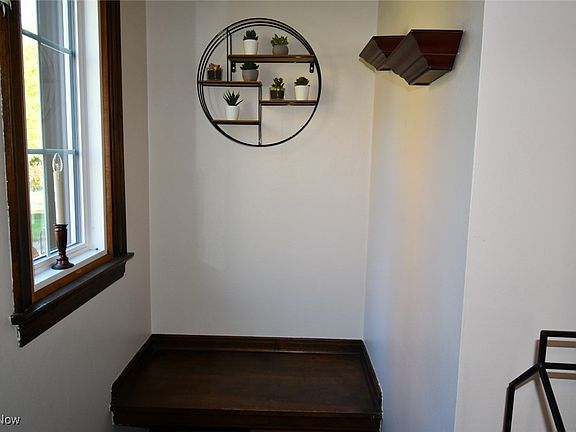 5th image of 3934 Euclid Blvd