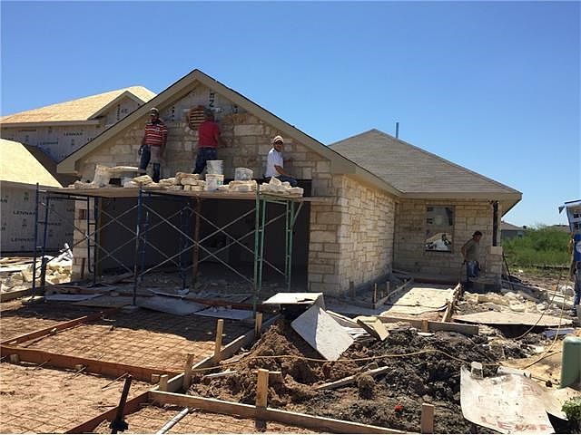 1st image of 3517 Breckenridge Dr