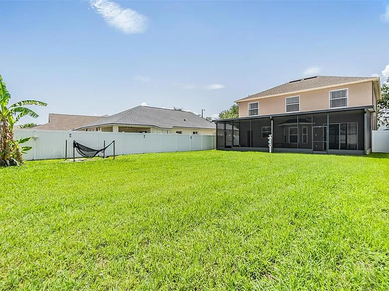 8219 Canterbury Lake Blvd — Photo 29