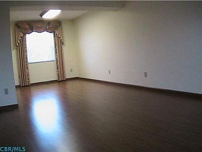 3rd image of 1394 Cinnamon Dr