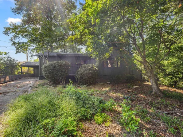 17 Ogden Dr, Greenville, SC 29617