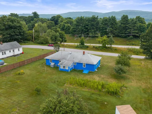 12 Norris Road, Pittsfield, NH 03263
