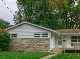 2312 Prospect Ave, West Des Moines, IA 50265
