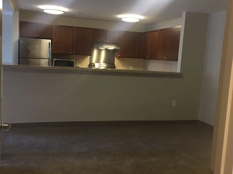 275 W Main St #14 — Photo 6