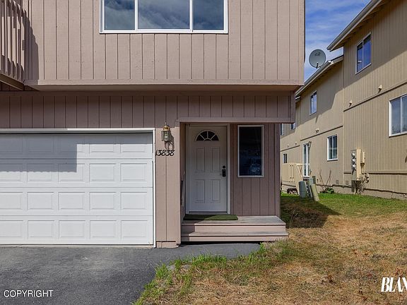 4th image of 13838 Hunterwood Ln #121