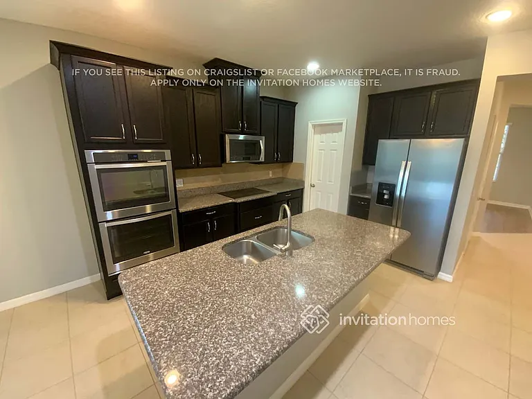 1504 Pine Marsh Loop — Photo 5