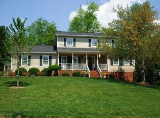 127 31st Avenue Ct NE, Hickory, NC 28601