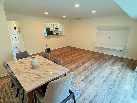 Living/Dining Space