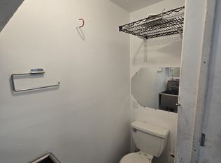 6206 S Vermont Ave, Los Angeles, CA 90044