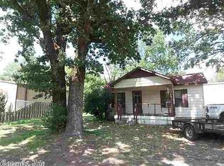 1938 Salem Rd, Benton, AR 72019